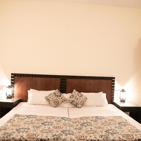 Shivika Lake Hotel Ranakpur Sādri Extérieur photo